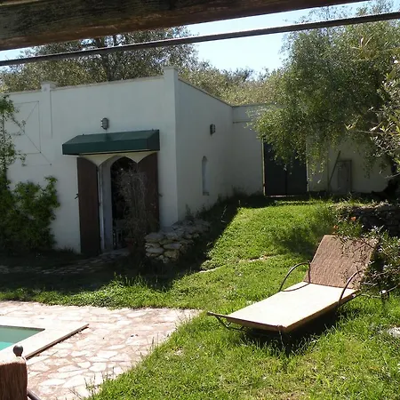 Bed & Breakfast Borgo Delle Xiii Fontane Tissi