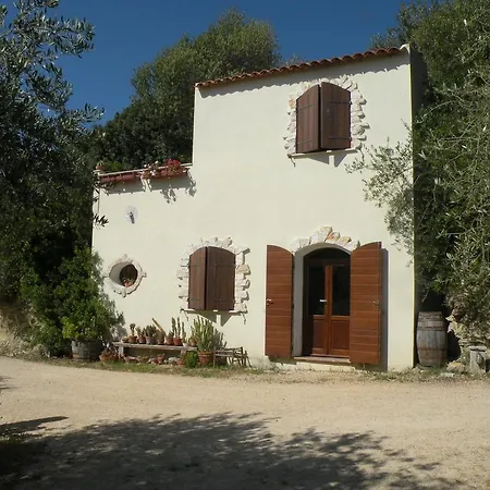 Bed & Breakfast Borgo Delle Xiii Fontane